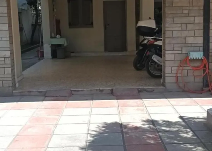 Airy * 塞萨洛尼基